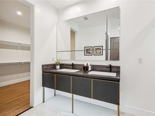 10349 mapledale Street, Bellflower CA 90706