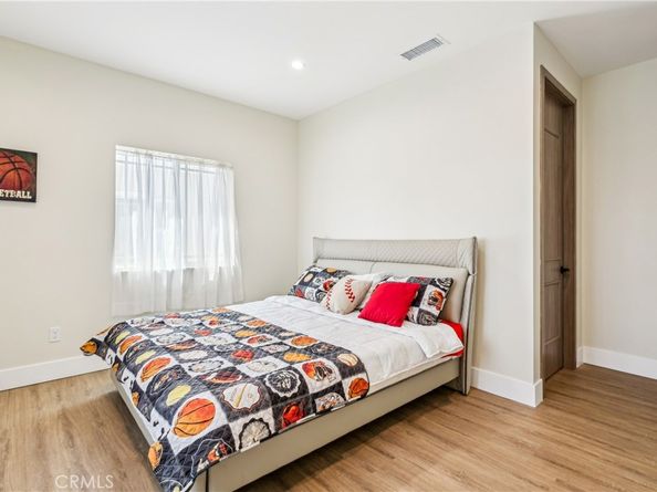 10349 mapledale Street, Bellflower CA 90706