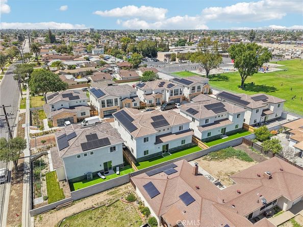 10349 mapledale Street, Bellflower CA 90706