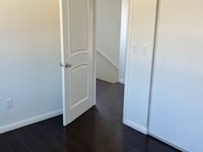 586 W 1st Street, San Pedro CA 90731