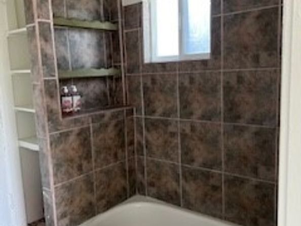 586 W 1st Street, San Pedro CA 90731