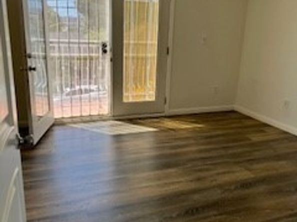 586 W 1st Street, San Pedro CA 90731