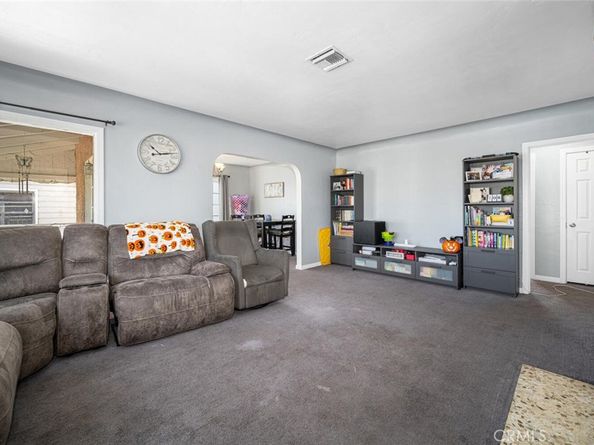 6050 Northside Drive, East Los Angeles CA 90022