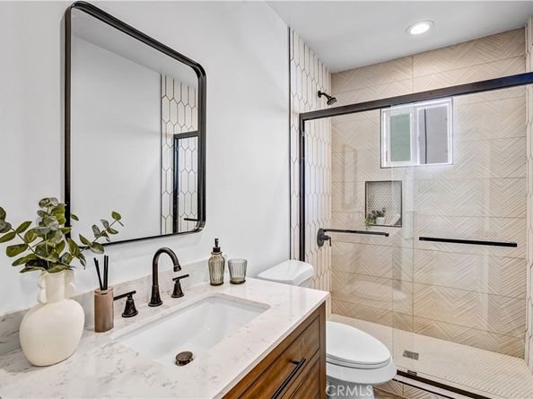 5452 Harcross Drive, Windsor Hills CA 90043