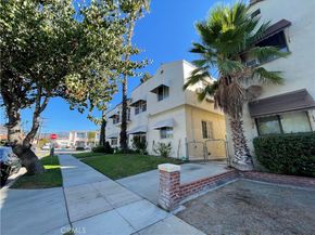 630 Naranja Drive, Glendale CA 91206