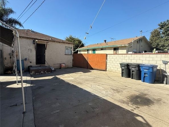 532 Keenan, Los Angeles CA 90022