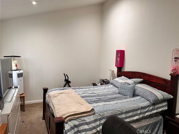 9831 Sepulveda Boulevard 26, North Hills CA 91343