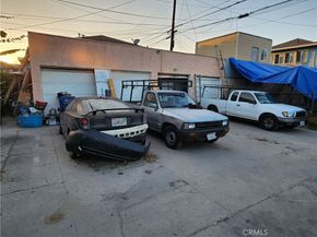 1079 Leighton, Los Angeles CA 90037