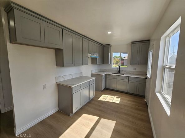 15603 15603 S Tarrant, Compton CA 90220