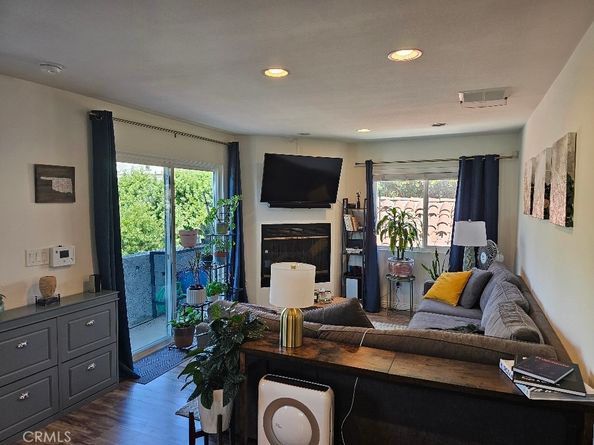 1373 S Orange Drive, Los Angeles CA 90019