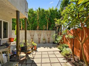 1373 S Orange Drive, Los Angeles CA 90019