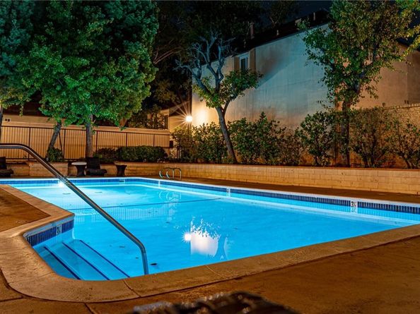 5660 Etiwanda Avenue 1, Tarzana CA 91356