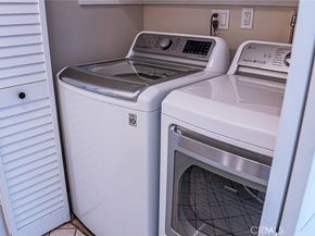5660 Etiwanda Avenue 1, Tarzana CA 91356