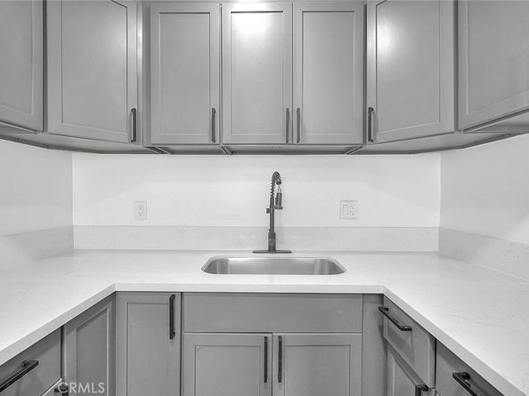2112 California, Duarte CA 91010