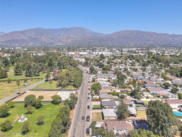 2112 California, Duarte CA 91010