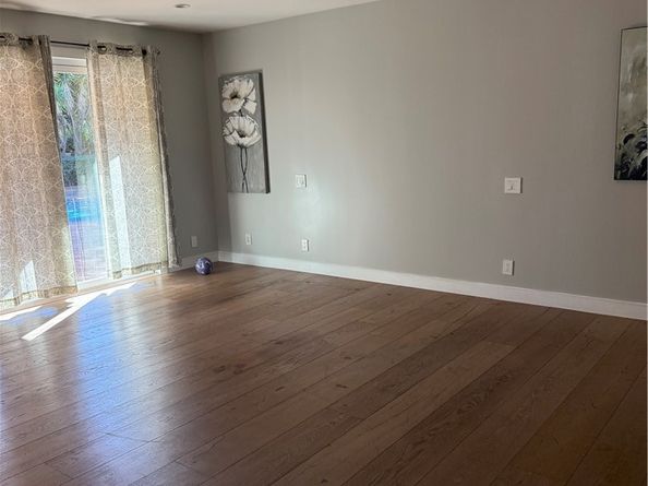 19530 Tuba Street, Northridge CA 91326