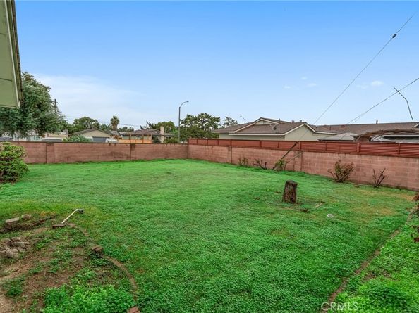 1751 S Heather Lane, Anaheim CA 92802