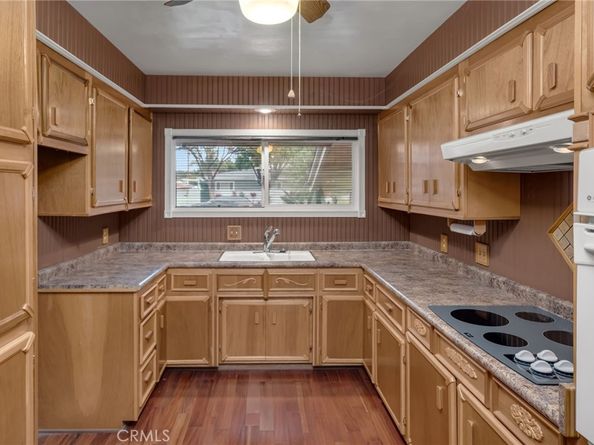 1751 S Heather Lane, Anaheim CA 92802