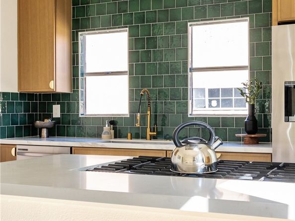 2127 W 76th, Los Angeles CA 90047