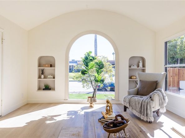 2127 W 76th, Los Angeles CA 90047