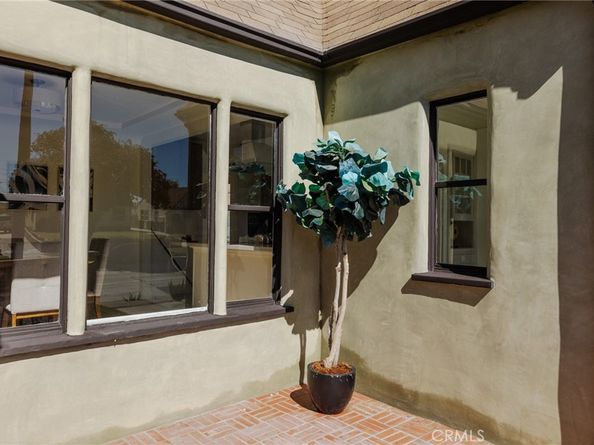 2127 W 76th, Los Angeles CA 90047