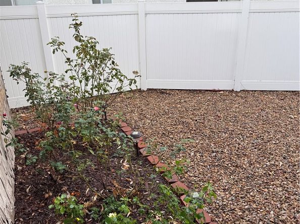 13584 Sutter Court, Fontana CA 92336