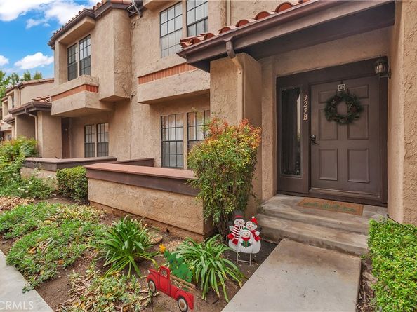 325 E Chapman B, Placentia CA 92870