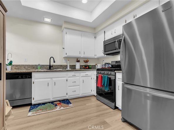 325 E Chapman B, Placentia CA 92870