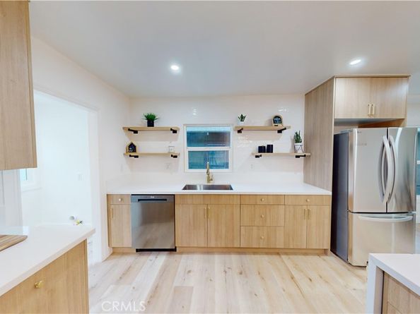 2249 W 30th Street, Los Angeles CA 90018