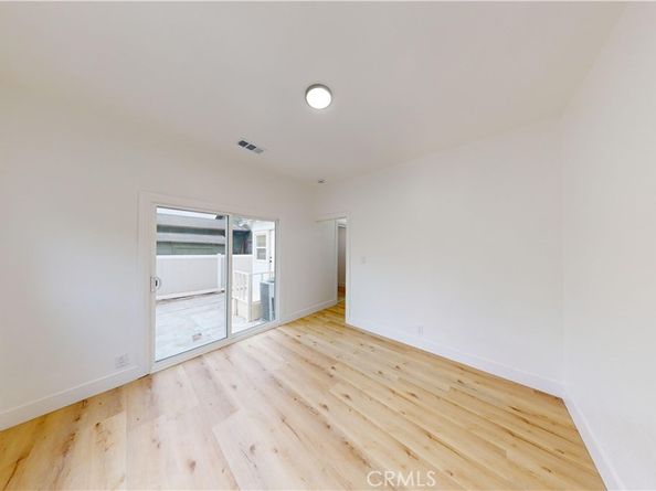 2249 W 30th Street, Los Angeles CA 90018
