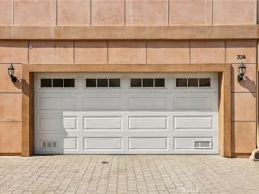 204 E 121st Street, Los Angeles CA 90061