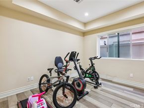 204 E 121st Street, Los Angeles CA 90061