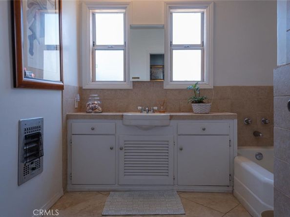 3815 Welland Avenue, Los Angeles CA 90008