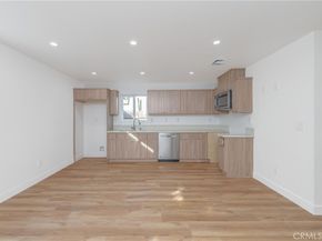 1201 E 59th Place, Los Angeles CA 90001