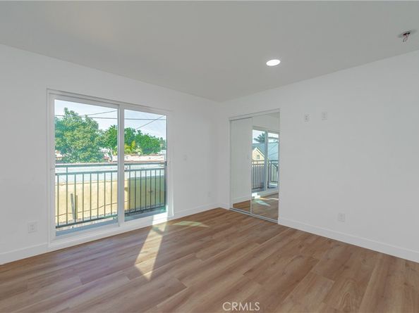 1201 E 59th Place, Los Angeles CA 90001