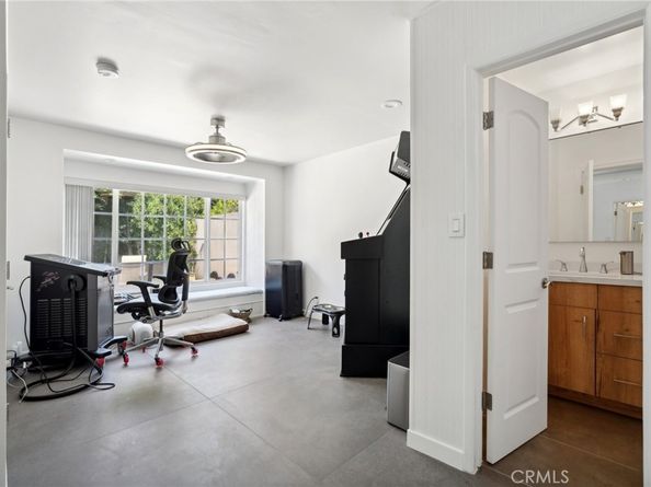 7418 Denrock Avenue, Los Angeles CA 90045