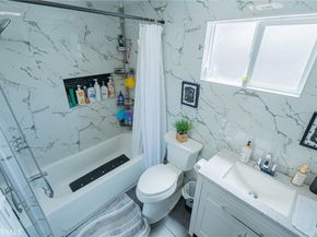 9700 S 5th Avenue, Inglewood CA 90305