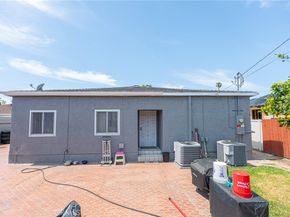 9700 S 5th Avenue, Inglewood CA 90305