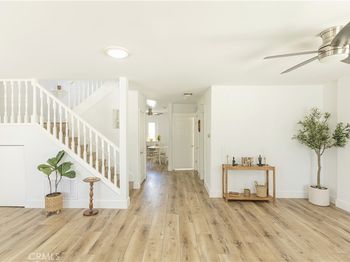 229 La Verne