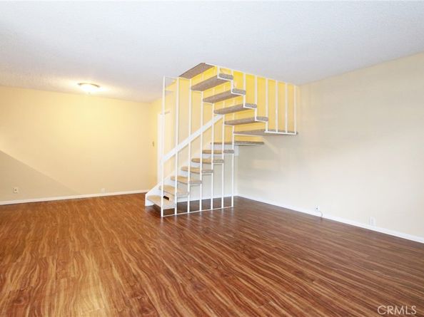 9693 caminito del vida, La Jolla CA 92121