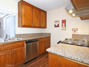 9693 caminito del vida, La Jolla CA 92121