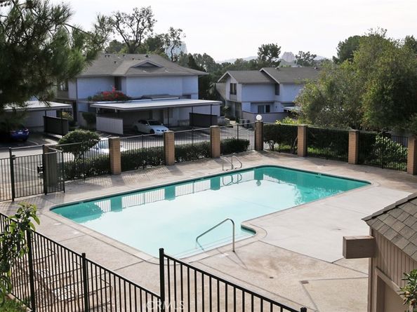 9693 caminito del vida, La Jolla CA 92121