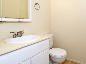 9693 caminito del vida, La Jolla CA 92121