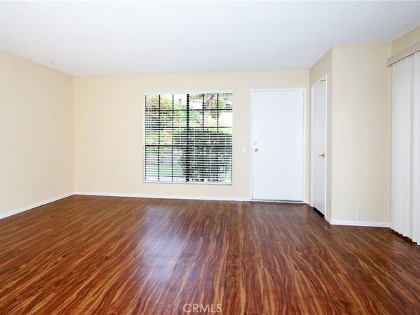 9693 caminito del vida, La Jolla CA 92121