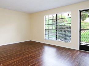 9693 caminito del vida, La Jolla CA 92121