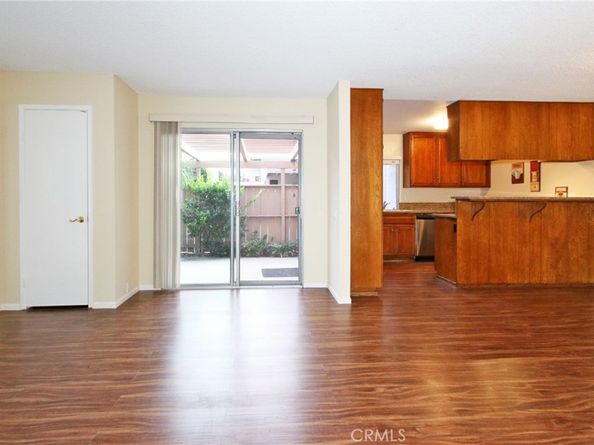 9693 caminito del vida, La Jolla CA 92121