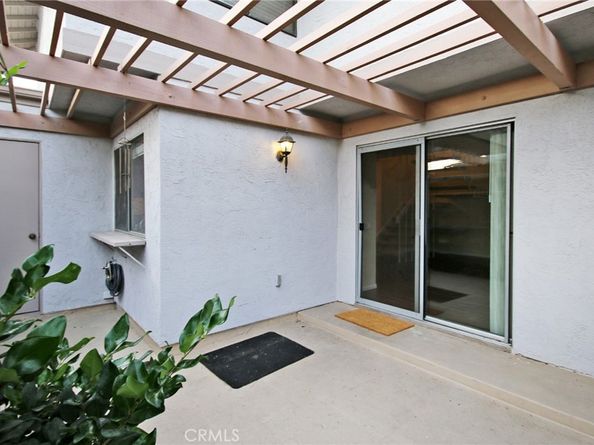 9693 caminito del vida, La Jolla CA 92121