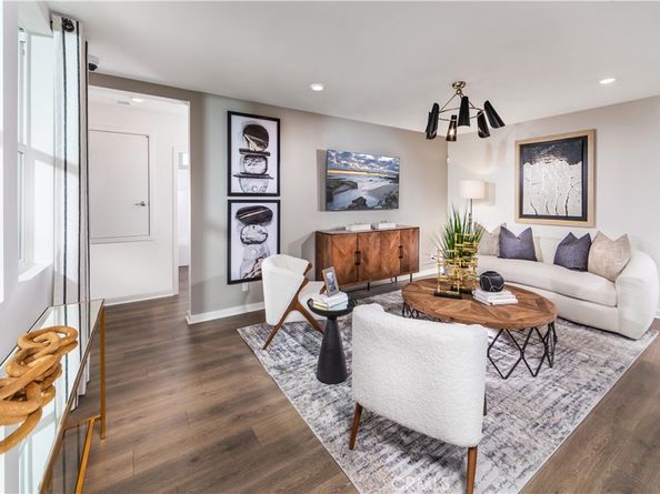 980 N Tangent Privado 305, Ontario CA 91764