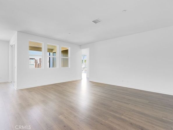 980 N Tangent Privado 305, Ontario CA 91764