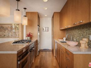 4411 Los Feliz Boulevard 106, Los Angeles CA 90027